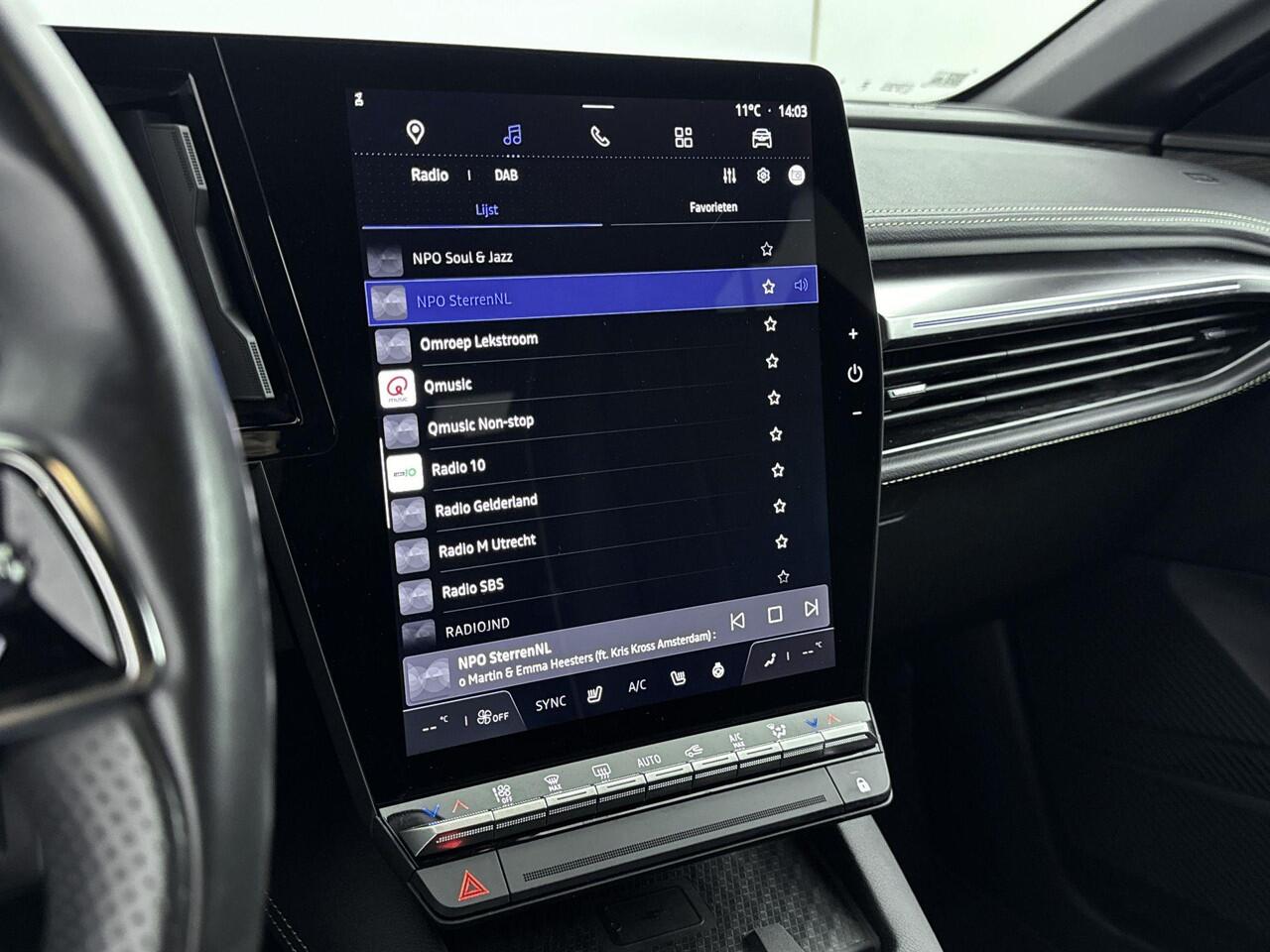 Renault MEGANE E-Tech EV60 Optimum Charge Iconic 220PK | Harman Kardon Audio | Volleder Interieur | Adaptieve Cruise | 20'' Inch Velgen | 360 Camera | Apple CarPlay & Android Auto