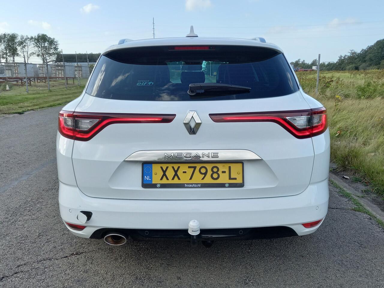 Renault MEGANE Estate 1.3 TCe Bose