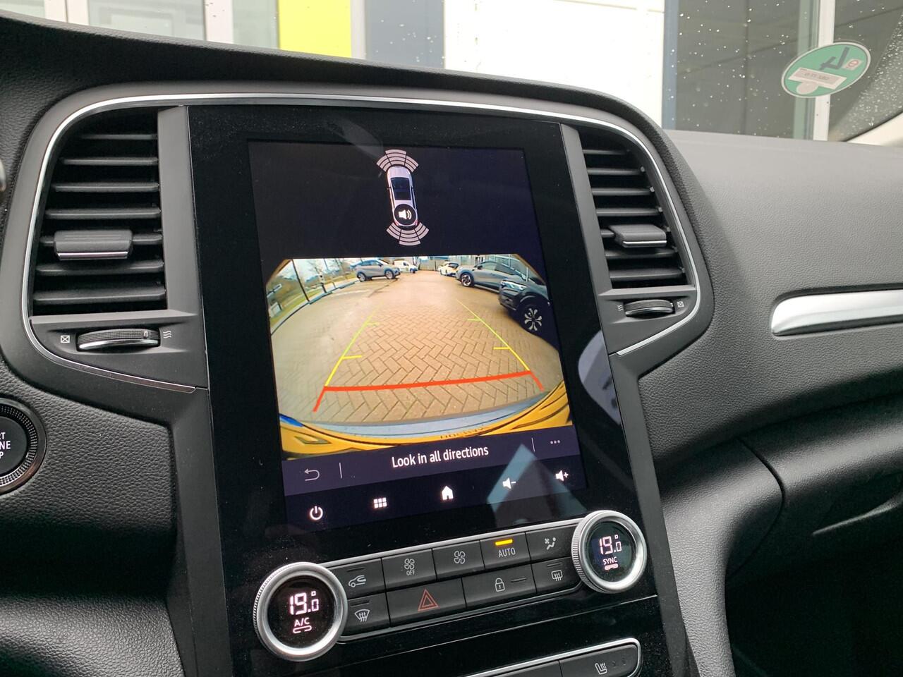 Renault MEGANE Estate 1.3 TCe 140 Techno | Pack Winter | Camera achter | Automaat |