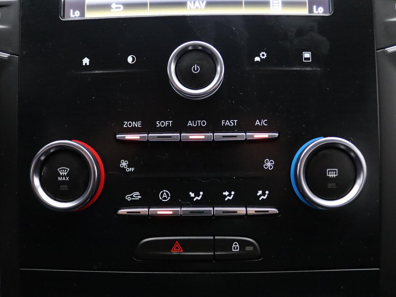 Renault MEGANE Estate TCe 115pk Limited Cruise | Climate | Carplay | Navi | Parkeersens. achter