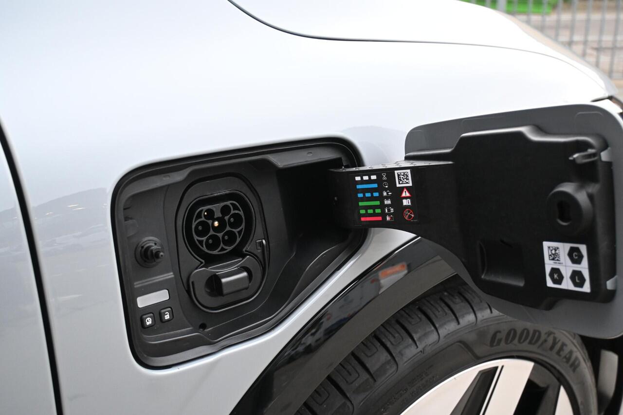 Renault MEGANE E-Tech comfort range techno 60 kWh | 360 CAMERA | STUURVERWARMING | NAVI | ADAPT. CRUISE CONTROL | APPLECARPLAY/ANDROIDAUTO | CLIMATE CONTROL | PDC | LMV