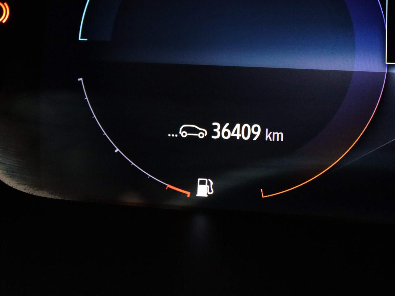 Renault MEGANE Estate E-Tech Plug-In Hybrid 160pk Business Zen Airco | Cruisecontrol | Navi | Parksens. v+a