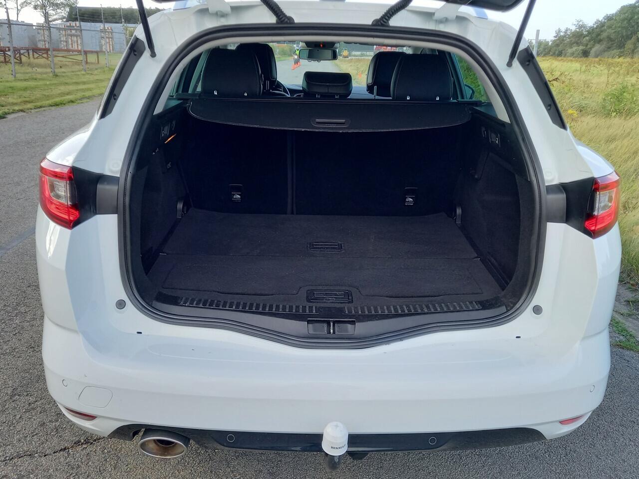 Renault MEGANE Estate 1.3 TCe Bose