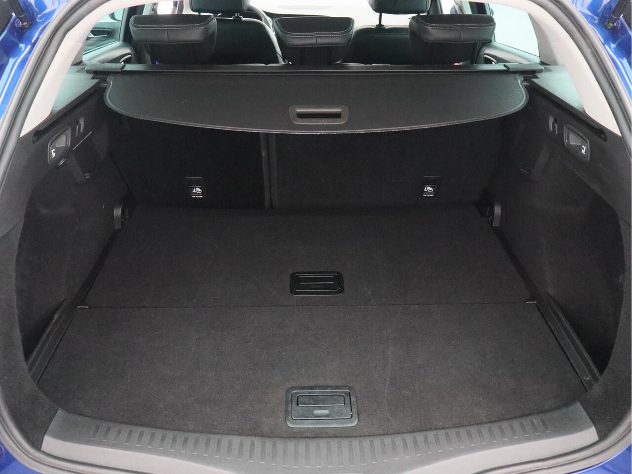 Renault MEGANE Estate 1.3 TCe 140 Techno/ automaat/ lage km/ trekhaak/ compleet!