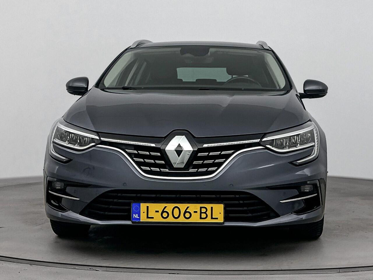 Renault MEGANE Estate 1.6 E-Tech Plug-In Hybrid 160Pk Intens Automaat | Navigatie | Bose geluidssysteem | Apple & Android Carplay | Parkeersensoren & Camera | Climate Control | Head-up Display | All Season Banden |