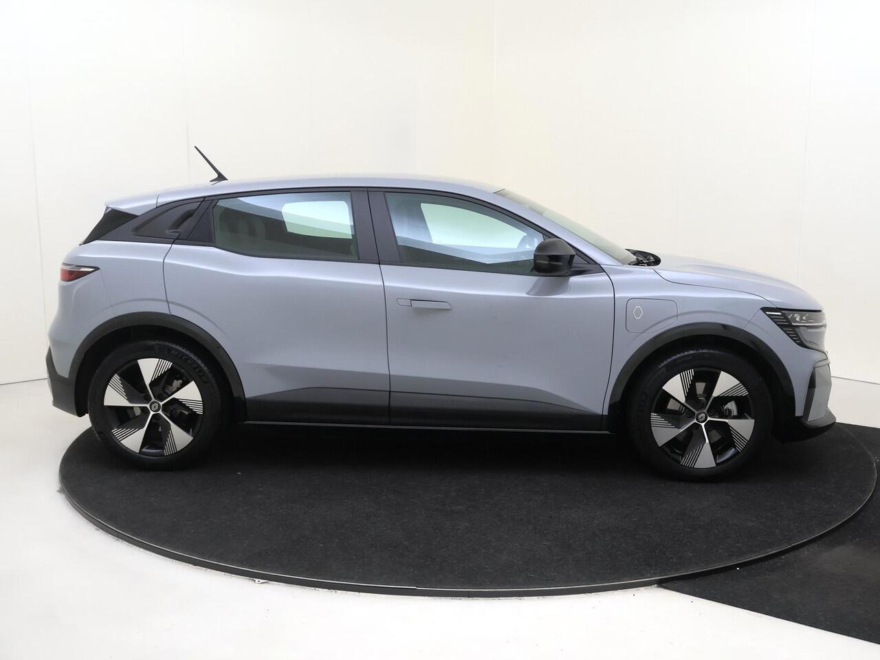 Renault MEGANE E-Tech EV60 Optimum Charge Equilibre | Automaat | Verwarmbare stoelen | Achteruitrijcamera