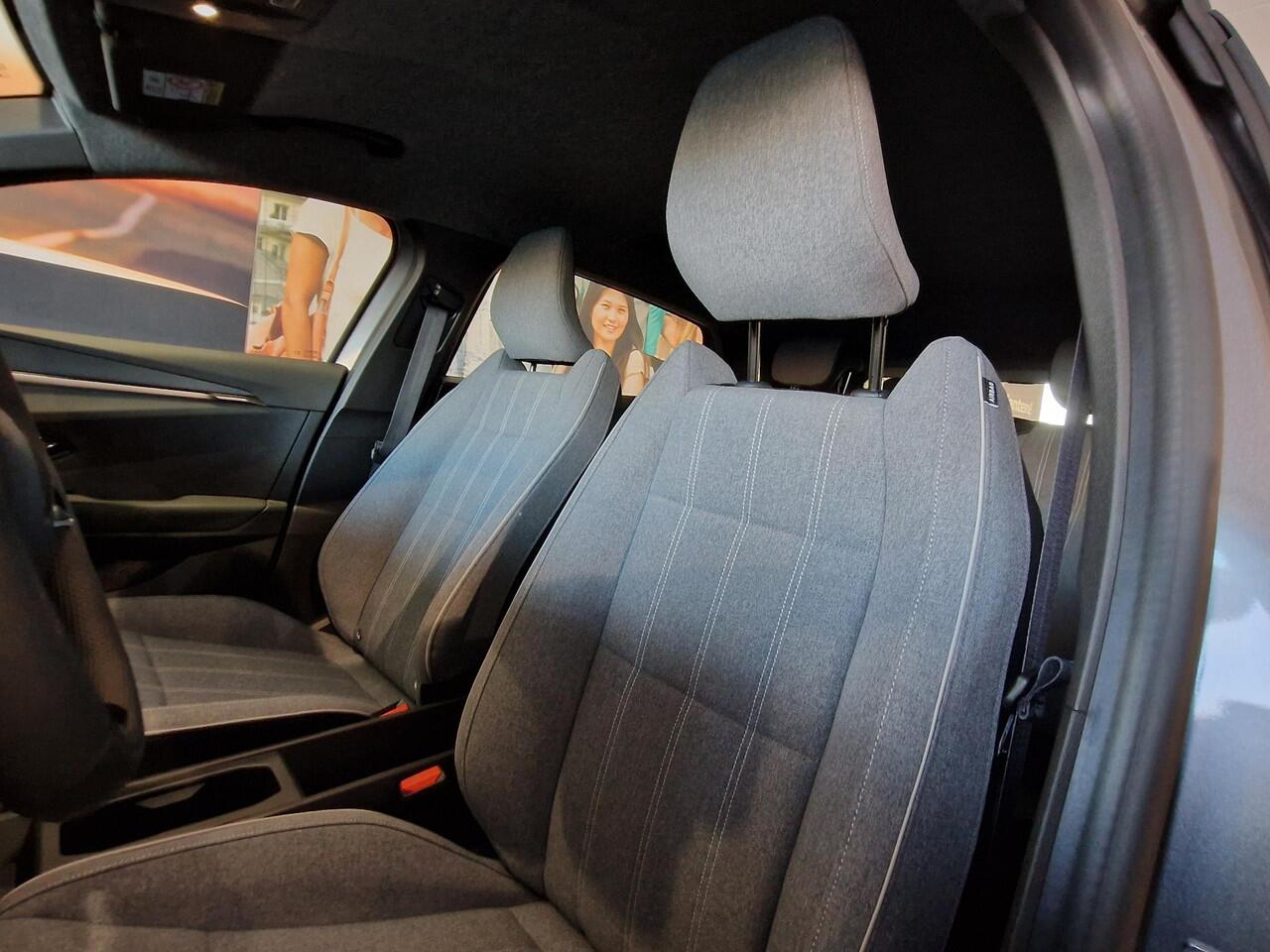 Renault MEGANE E-Tech comfort range Evolution 60 kWh DEMO | PACK WINTER/NAVI/CITY