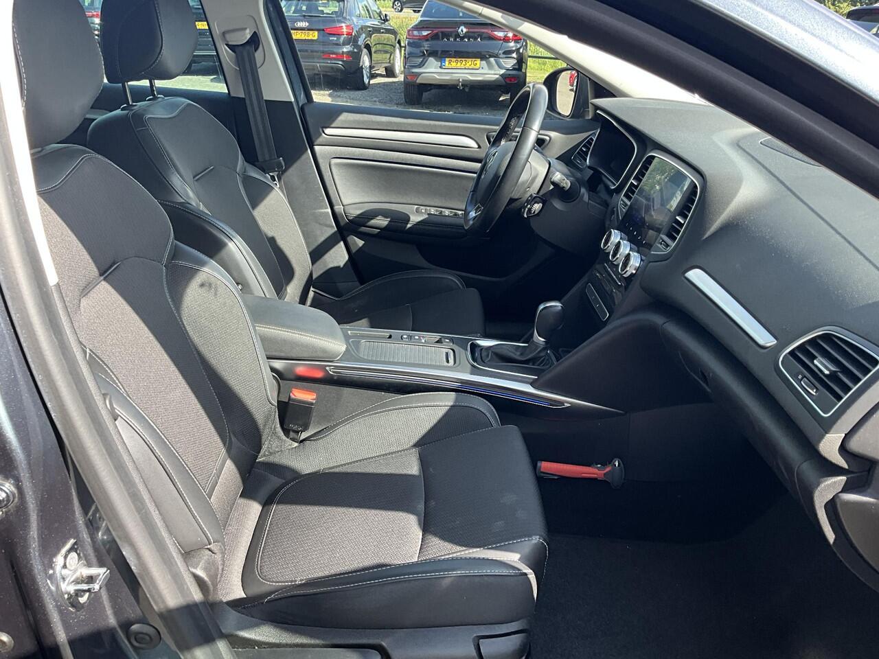 Renault MEGANE Estate 1.3 TCe Intens Facelift