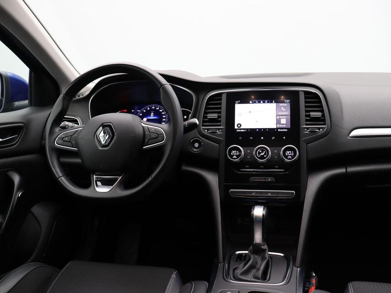 Renault MEGANE Estate TCe 140pk EDC/Autom. Intens | Navigatie | Climate control | Parkeersensoren voor en achter | Apple carplay / Android auto |