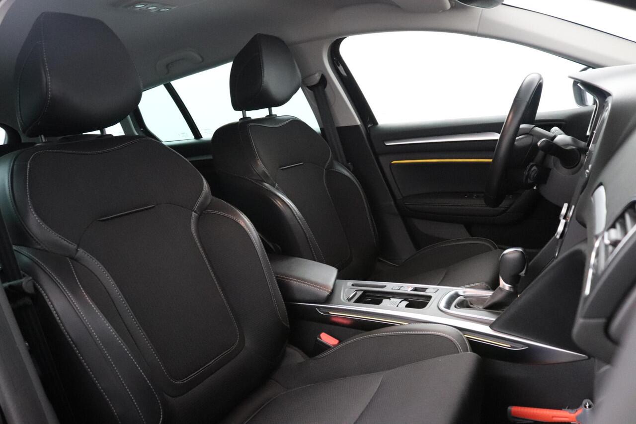 Renault MEGANE Estate 1.3 TCe 140 EDC Techno | Pack Winter | Pack Parking | Bose Audio |