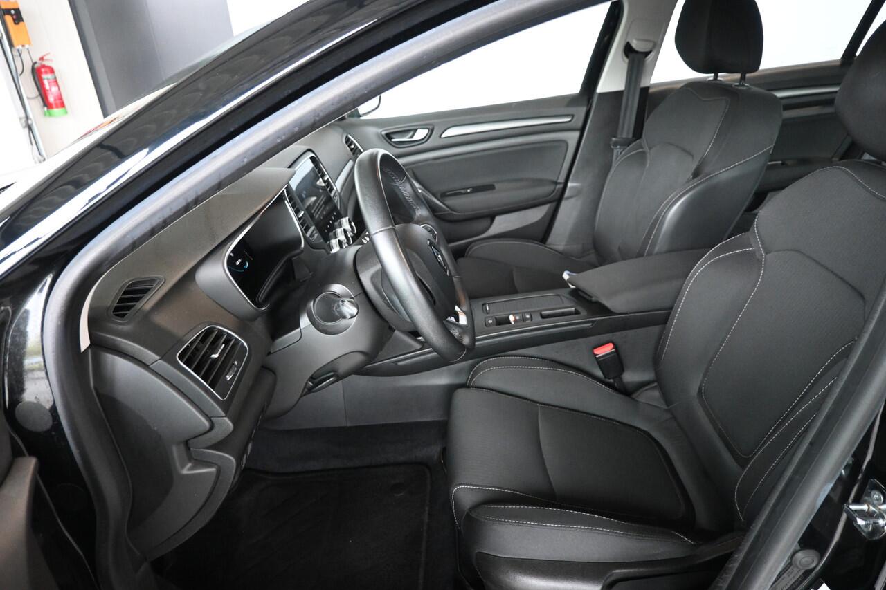 Renault MEGANE Estate 1.6 E-Tech Plug-In Hybrid 160 Business Zen Automaat Climate Cruise control PDC Inruil Mogelijk!