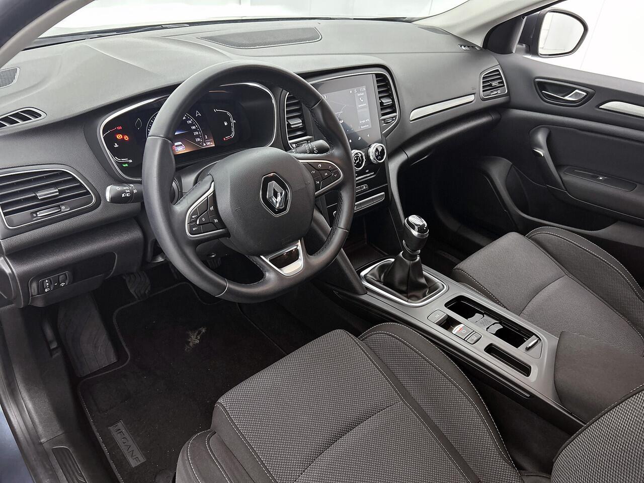 Renault MEGANE Estate 1.3 TCe 140PK Equilibre / Navigatie / Pdc.V+A / Airco-ecc./ Xenon / Radio multimedia / Apk 07-2027