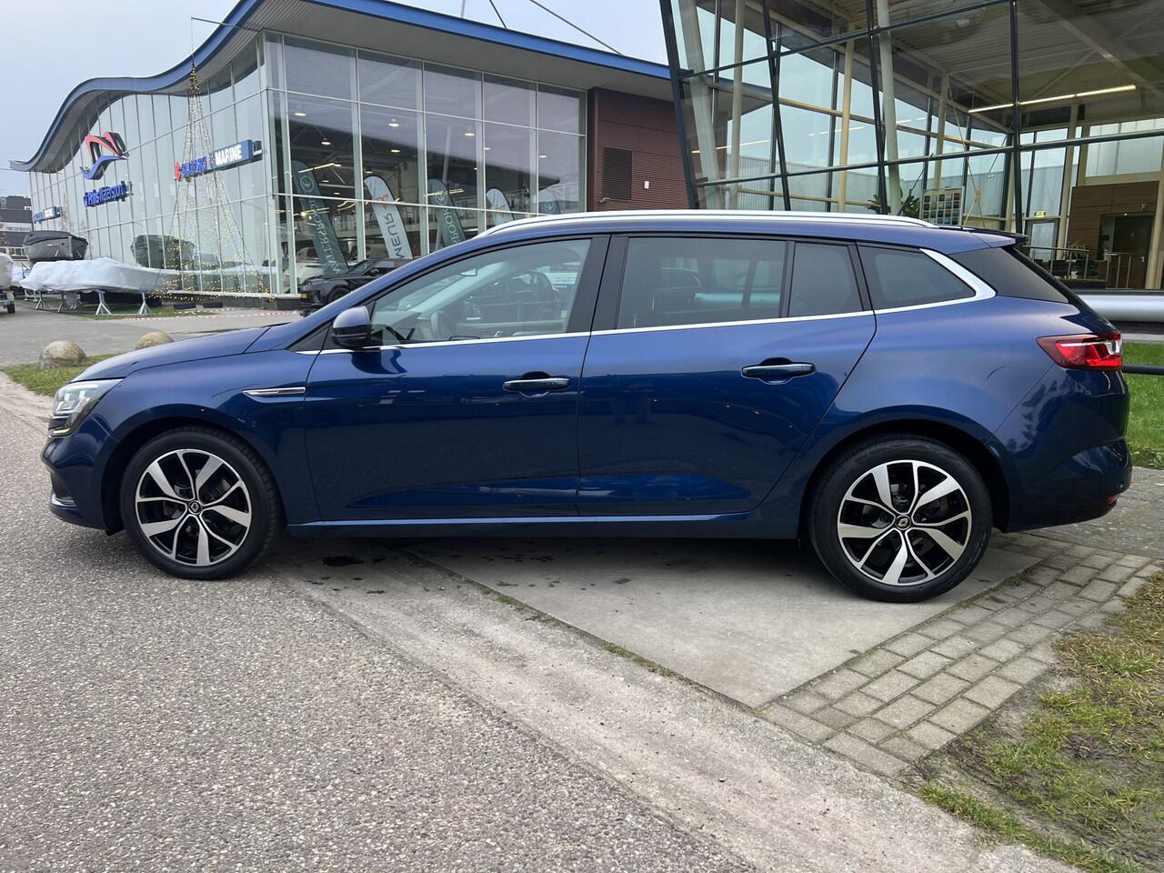 Renault MEGANE Estate 1.3 TCe Bose / Camera / Stoelverw. / Apple Carplay-Android Auto / PDC V+A / Keyless / Climate / 17'' LMV /