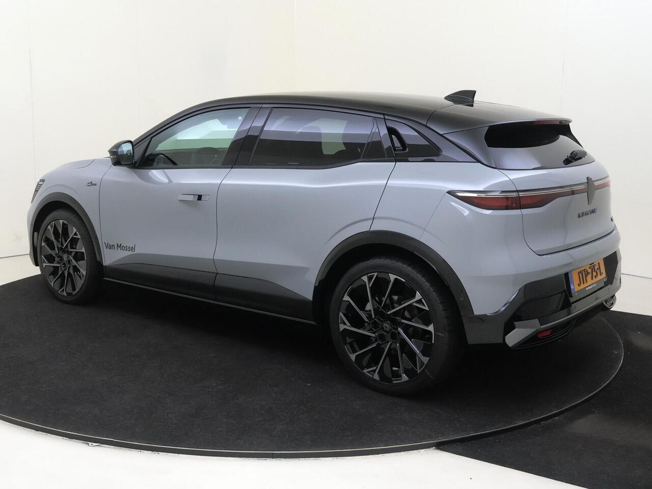 Renault MEGANE E-Tech comfort range esprit alpine 60 kWh | Stoelverwarming | Climate control | LED verlichting