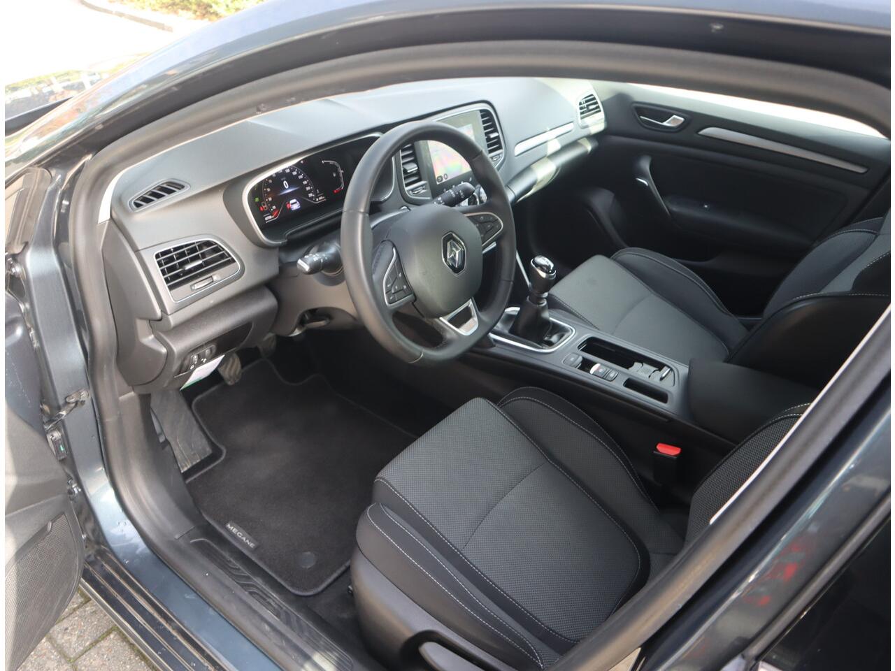 Renault MEGANE Estate 1.3 TCe 140 Equilibre