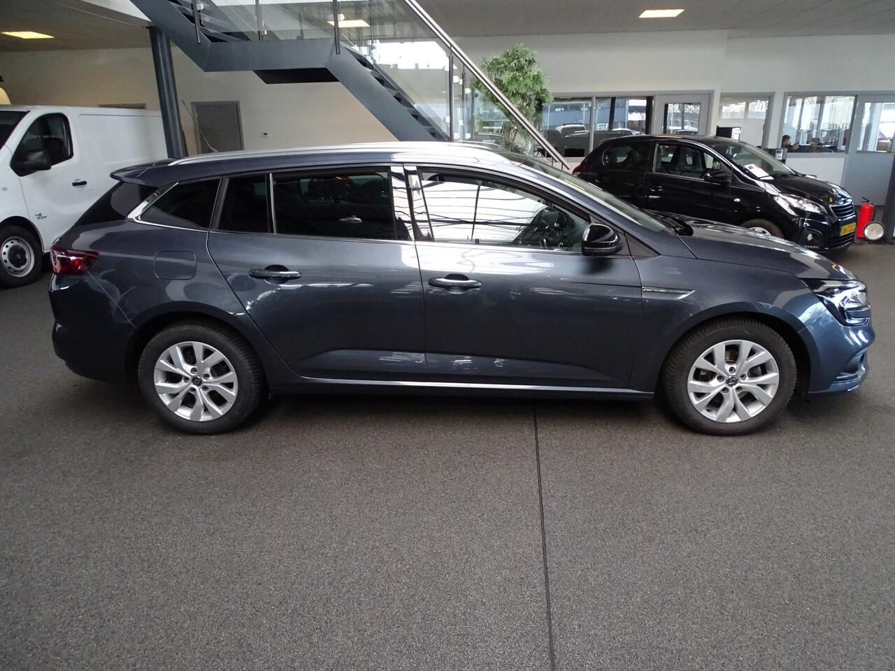 Renault MEGANE Estate 1.3 TCe Limited 141PK / Trekhaak / 1700Kg trekgew.