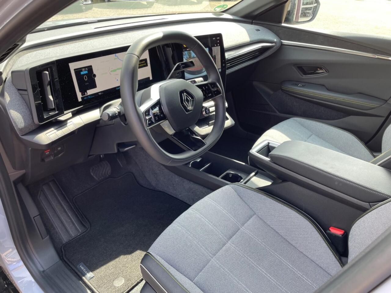 Renault MEGANE TECHNO EV60 OPTIMUM CHARGE 220PK ALLE LUXE!