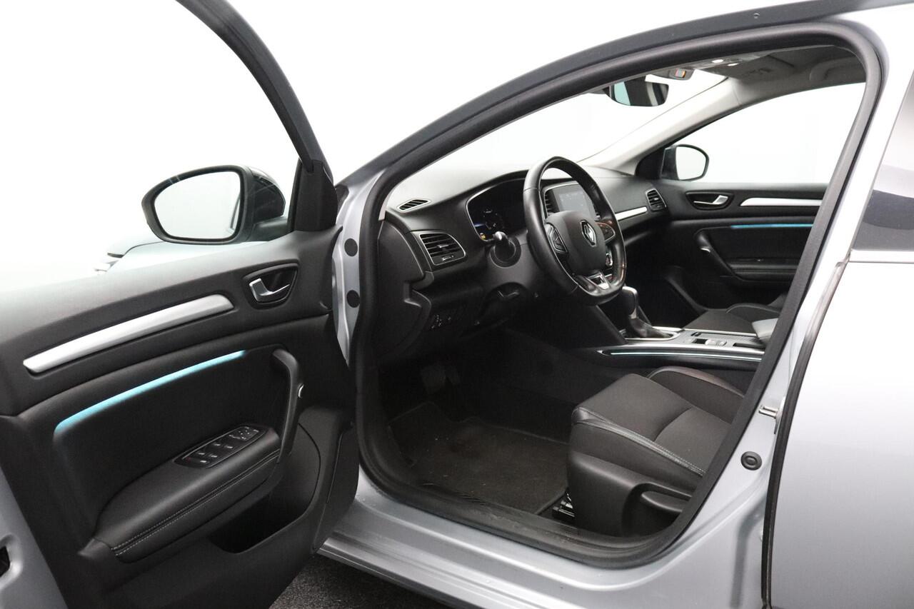 Renault MEGANE Estate 1.3 TCe 140 EDC Techno | Automaat | Pack Winter | All Season banden |