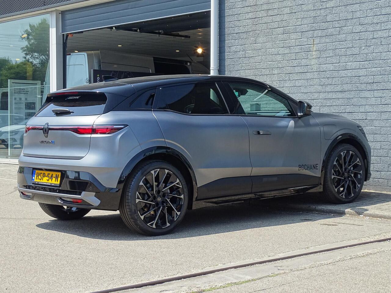 Renault MEGANE E-Tech comfort range esprit Alpine 60 kWh MY25 / PACK DRIVING & SOUND / MATTE LAK