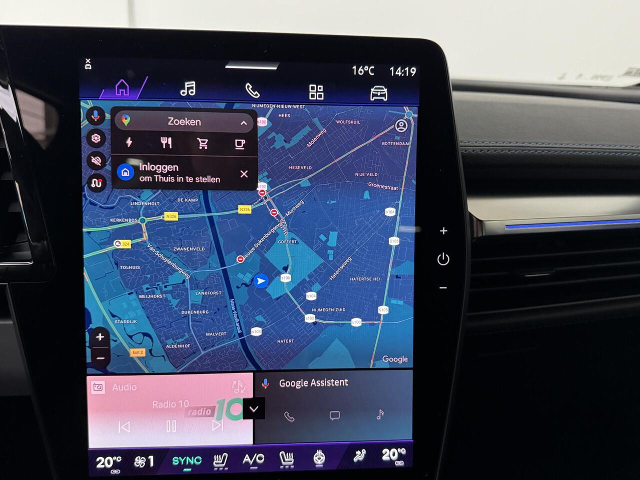 Renault MEGANE E-Tech comfort range esprit alpine 60 kWh | Demo | Warmtepomp | Harman / Kardon | Camera | Stoel + stuurverwarming |