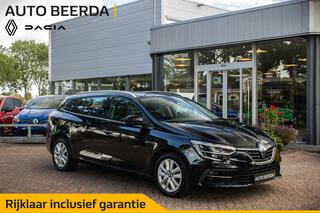 renault-megane-estate-e-tech-plug-i