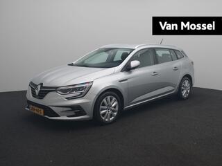 renault-megane-estate-e-tech-plug-i