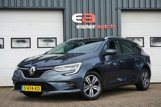 renault-megane-estate-1.3-tce-140-e