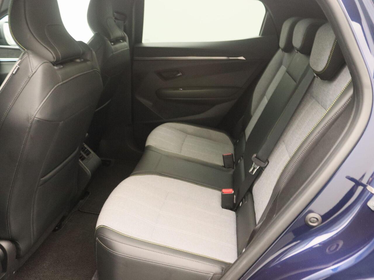 Renault MEGANE E-Tech EV60 Optimum Charge Techno | Apple Carplay & Android Auto | Climate Control | Navigatie | Lichtmetalen Velgen | Adaptive Cruise Control |