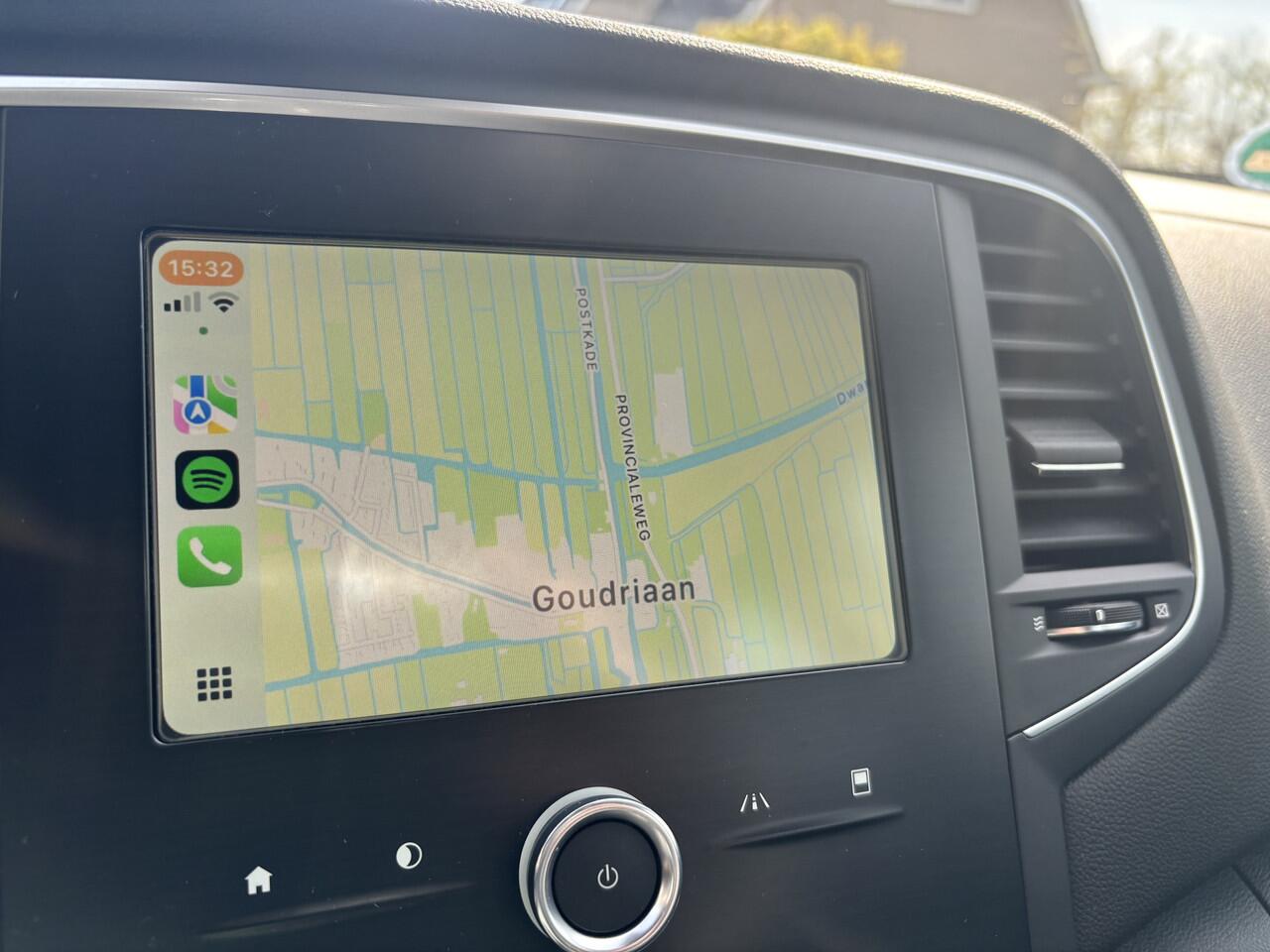 Renault MEGANE Estate 1.3 TCe Limited Carplay / Camera / Parkeersensoren