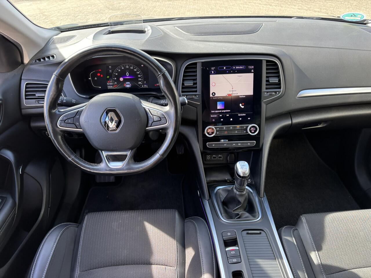 Renault MEGANE Estate 1.3 TCe Intens / Head up Display / Trekhaak / Applecarplay/AndroidAuto / Stoel & Stuurverwarming /