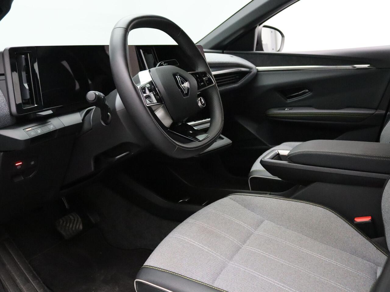 Renault MEGANE E-Tech 220pk EV60 Optimum Charge Techno Camera | Adapt. Cruise | Navi | Parkeersens. v+a | Stoel-/stuurverw.