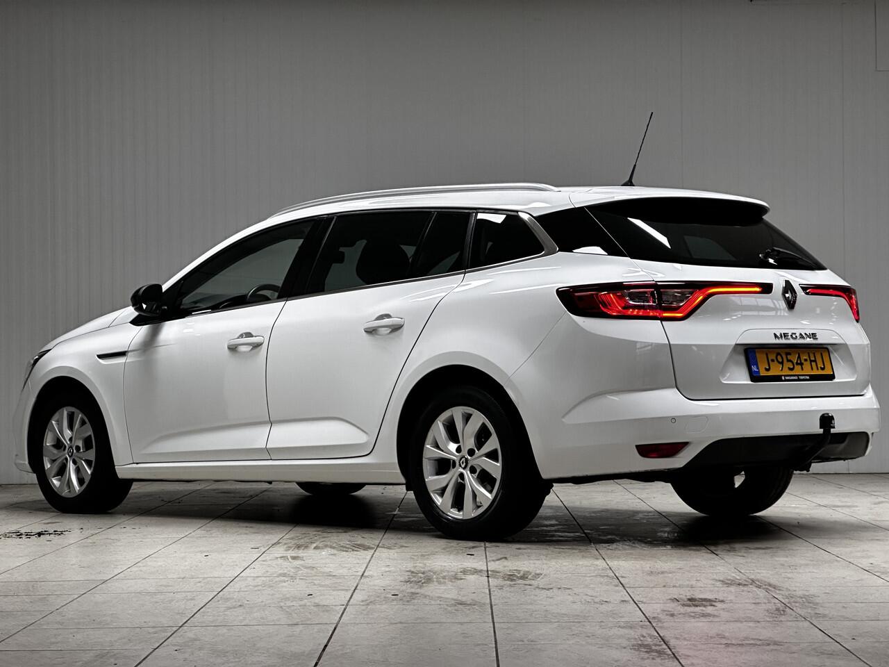 Renault MEGANE Estate 1.3 TCe Limited /Trekhaak! /Keyless /Apple + Android /DAB+! /Navi /Climat /Cruise /Elek. pakket /Bluetooth /Regensensor /16"LMV /Extra getint glas /PDC V+A /Mistlampen /Isofix /Armsteun.