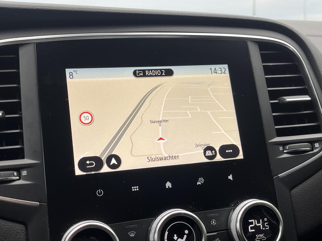 Renault MEGANE Estate 1.3 TCe 140 PK Equilibre / AppleCarplay - Android Auto / Keyless / Climate / PDC V+A /