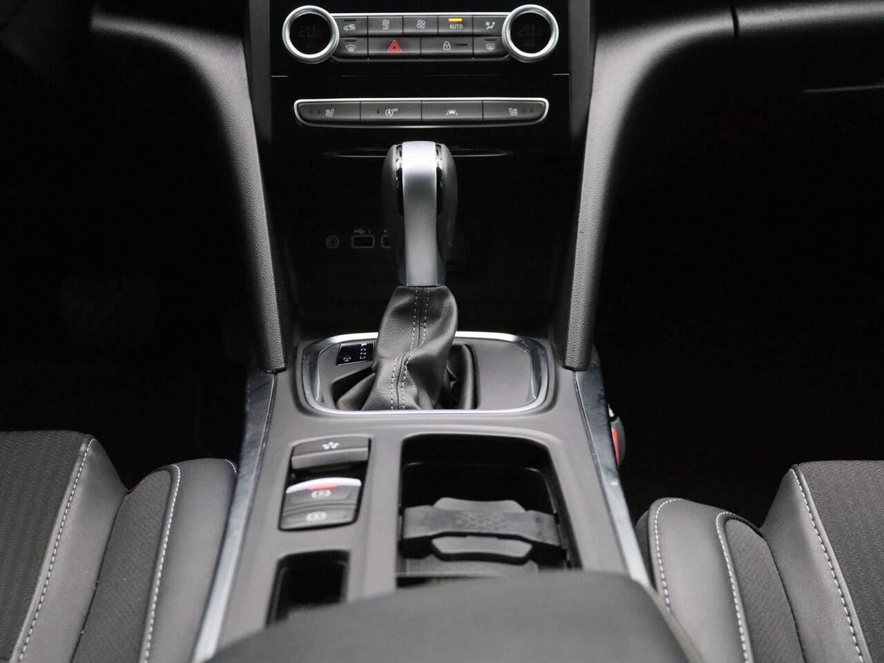 Renault MEGANE Estate TCe 140 Techno | Automaat | Apple Carplay & Android Auto | Achteruitrijcamera