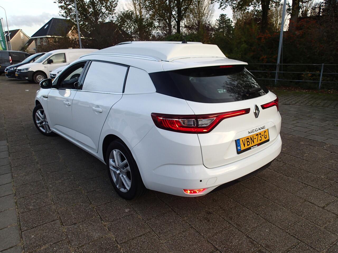 Renault MEGANE RENAULT 1.5DCI VOORZIEN VAN ARCO+CRUISE + NAVIGATIE !!! Renault Mégane 1.5 dCi Expression S&S Navigatie