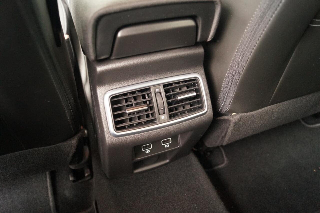 Renault MEGANE Estate 1.3 TCe 140pk Equilibre -NAVI-ECC-PDC-