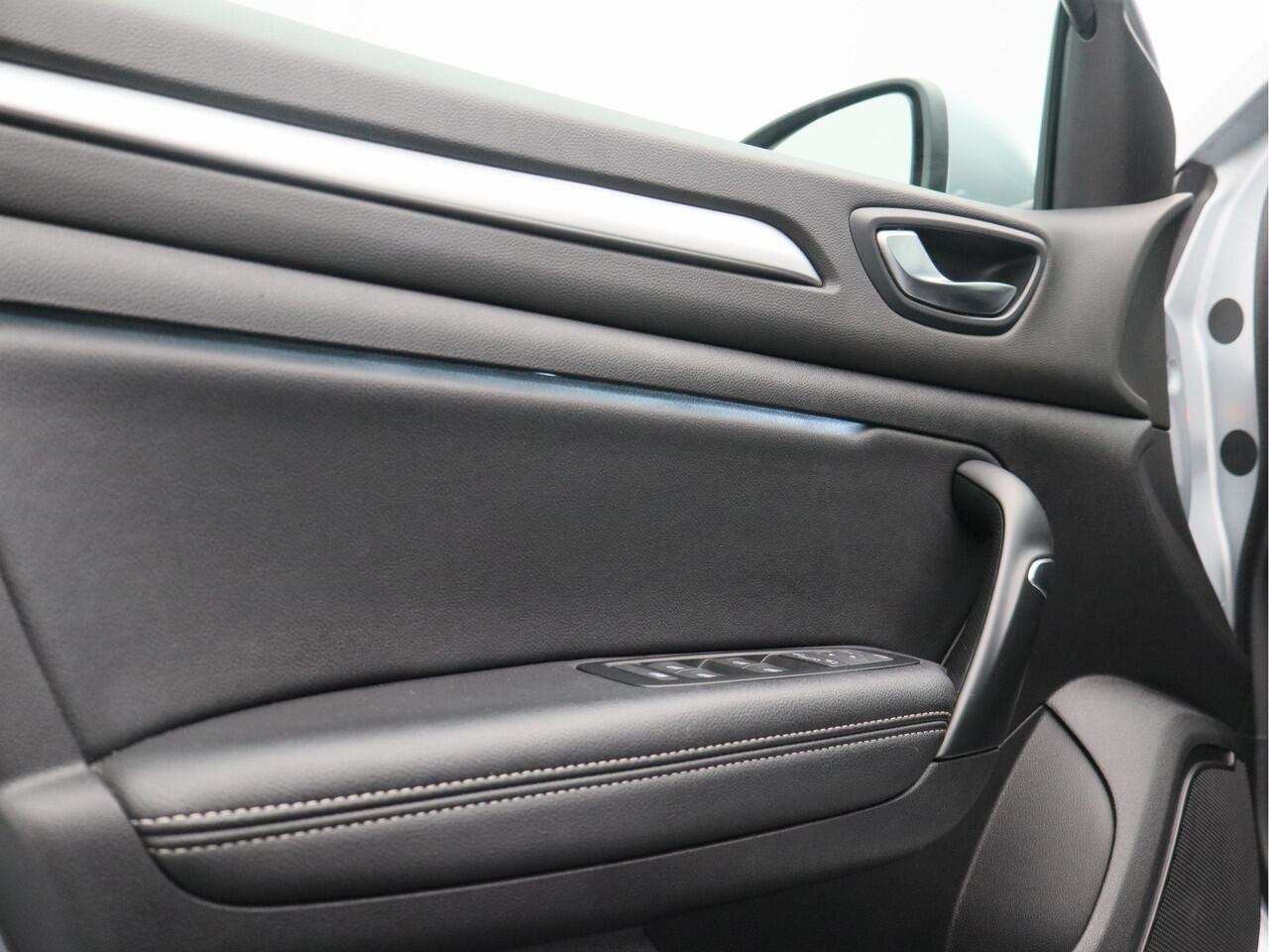 Renault MEGANE Estate 1.0 TCe Intens/ lage km/ zeer mooi!