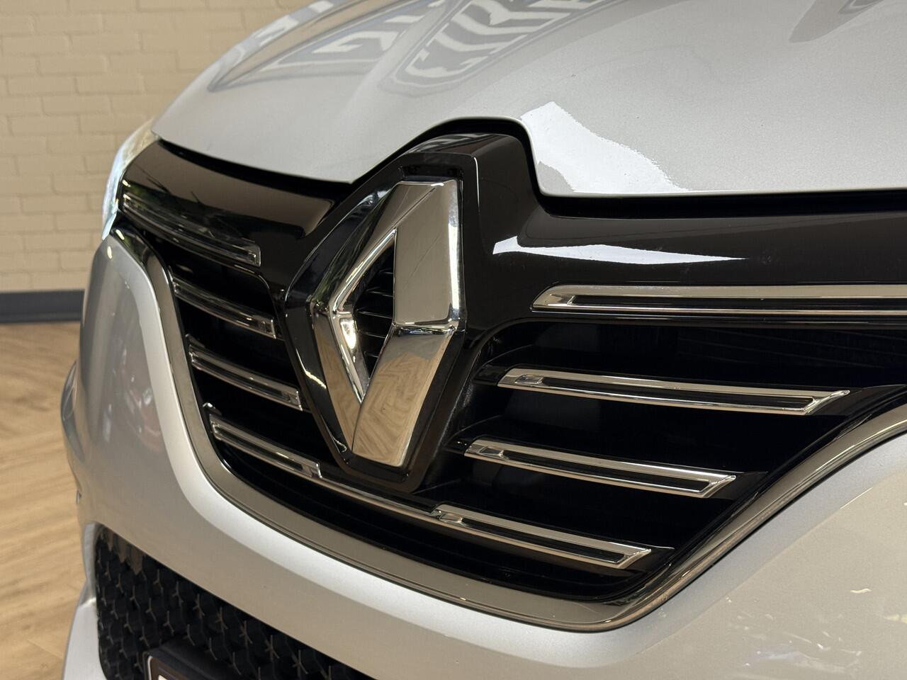 Renault MEGANE 1.3 TCe 160TCe GT-Line | Navi | 18 inch | Led | Camera | Stoelverwarming | PDC V+A | Keurig nette en goed onderhouden Megane GT-Line