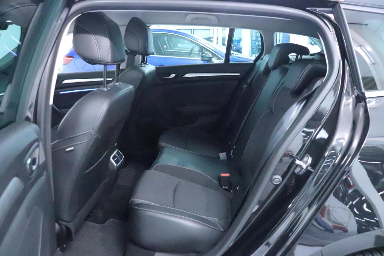 Renault MEGANE Estate 1.3 TCe 140 Techno | Camera | Trekhaak | AppleCarplay AndroidAuto | Parkeerassistent | Climate control |