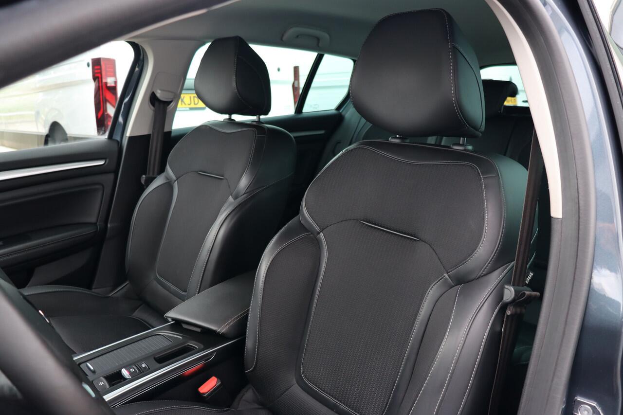 Renault MEGANE Estate 1.3 TCe Intens | Head-up | Stoel-/Stuurverwarming | Navigatie | Trekhaak | Climate Control | Camera