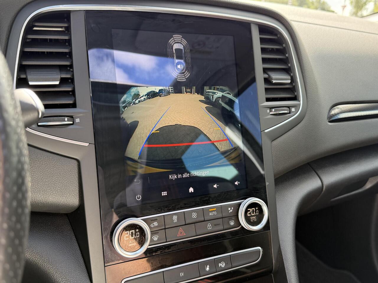 Renault MEGANE Estate 1.6 Plug-In Hybrid 160PK R.S. Line | NAP | Bose Audio | Elektrische glazen shuif-kantel dak | Heads-up display | DAB | Achteruitrijcamera | LED | 18'' lichtmetaal |