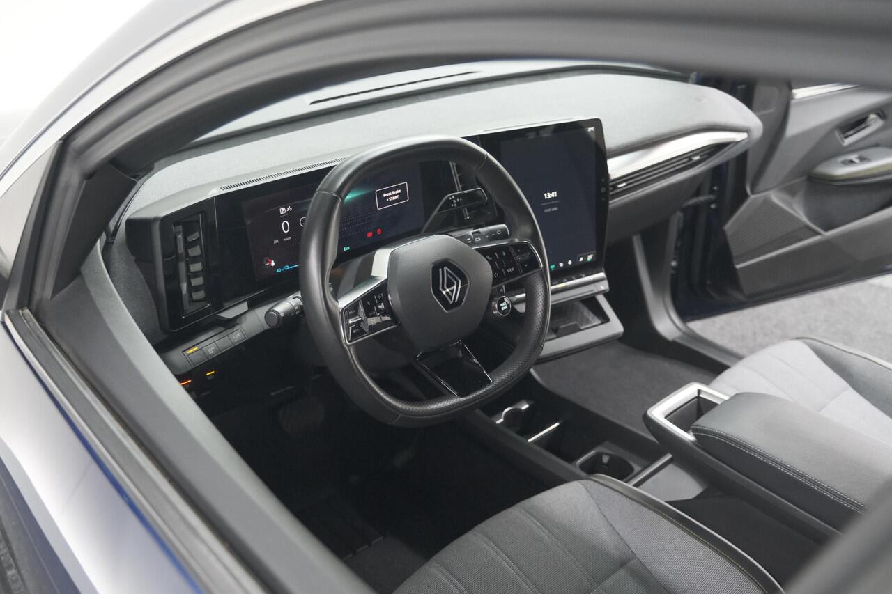 Renault MEGANE E-Tech EV40 Boost Charge Techno | Pack Winter | Camera | Apple Carplay