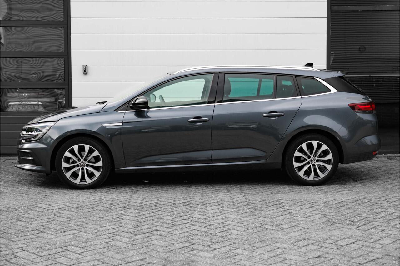 Renault MEGANE Estate 1.3 TCe 140 PK Techno | Automaat | Camera achter | LM Velgen | 1700 kg aanhanger gewicht | vraag naar de beschikbaarheid |