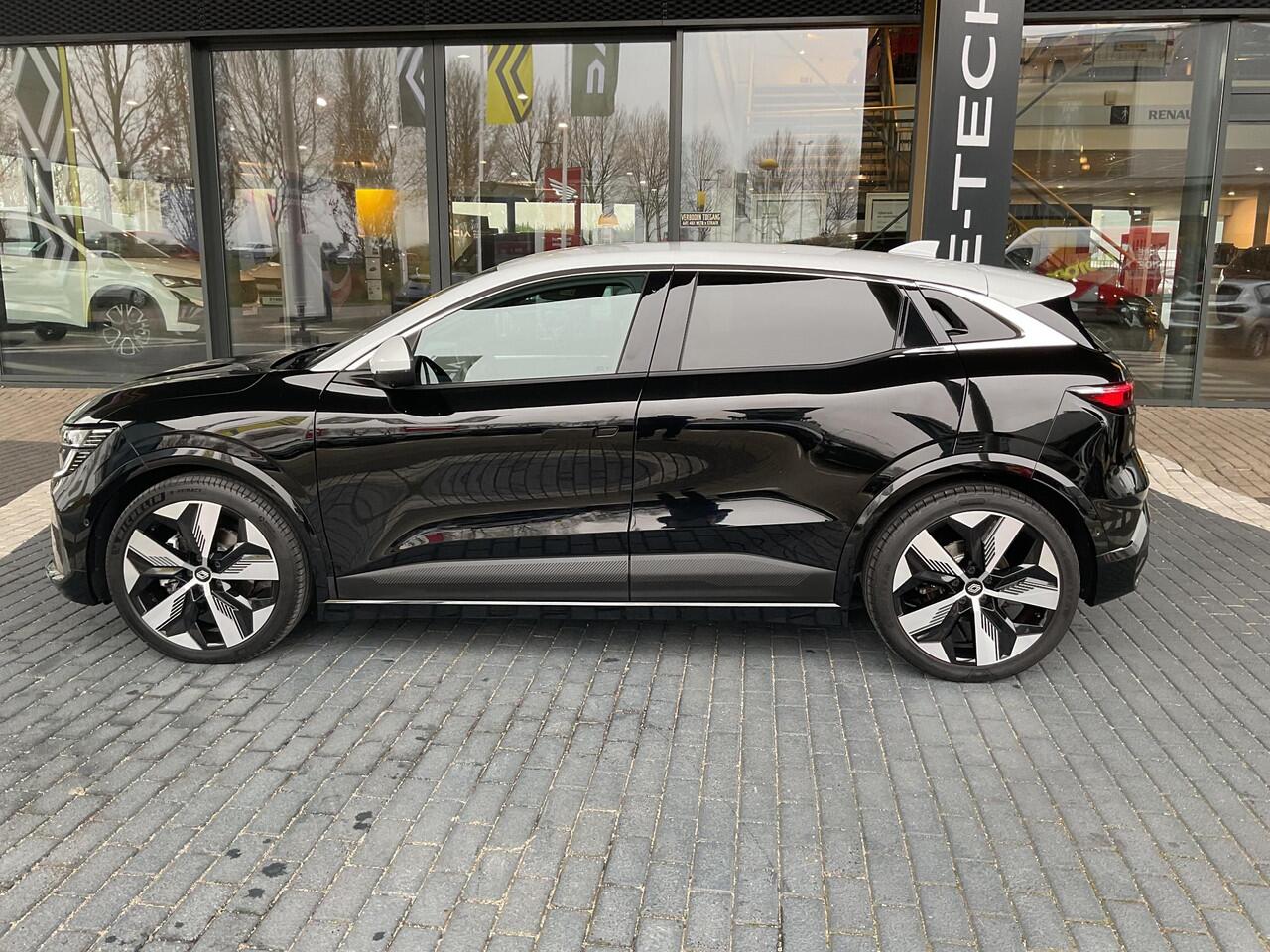 Renault MEGANE E-Tech EV60 Optimum Charge Techno / CLIMATE CONTROL / NAVIGATIE / PDC + CAMERA / ADAPT. CRUISECONTROL / STUURWIEL VERWARMING / APPLE & ANDROID CARPLAY