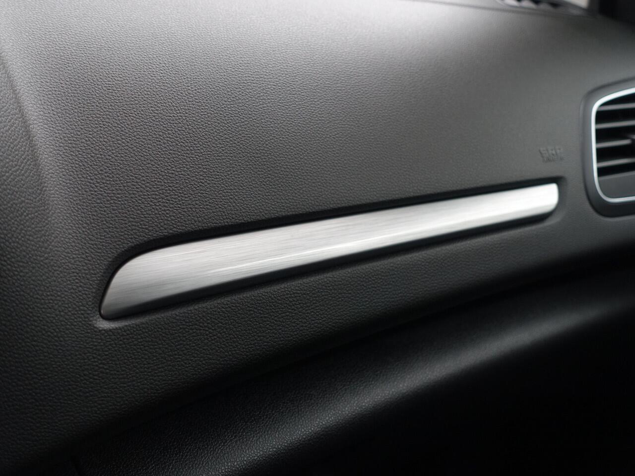 Renault MEGANE 1.3 TCe 165pk Bose Aut- Head Up, Sfeerverlichting, Bose Audio, Ada Cruise, Xenon Led, Sport Interieur