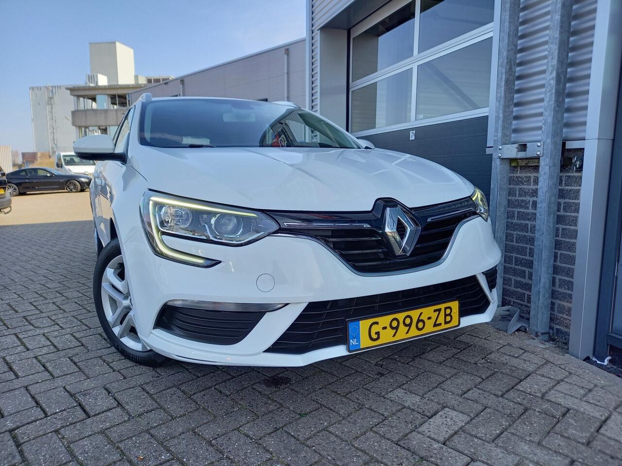 Renault MEGANE Estate 1.3 TCe Zen - CARPLAY / ANDROID - TREKHAAK - CLIMA - CRUISE - PDC - NL AUTO - 1 EIGENAAR
