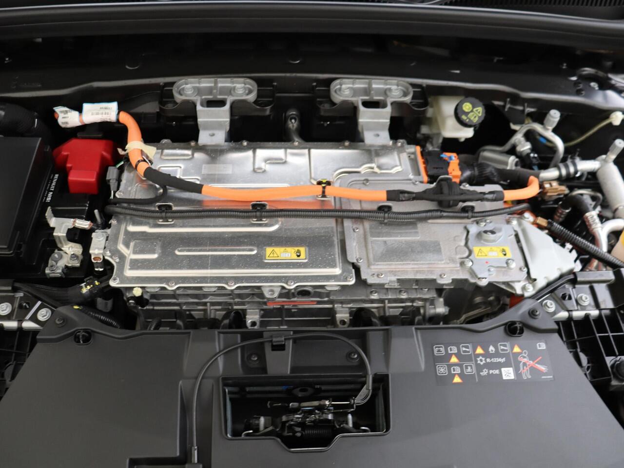 Renault MEGANE E-Tech EV60 Optimum Charge Techno | Warmtepomp | Stoel + Stuur verwarming | 360 Camera