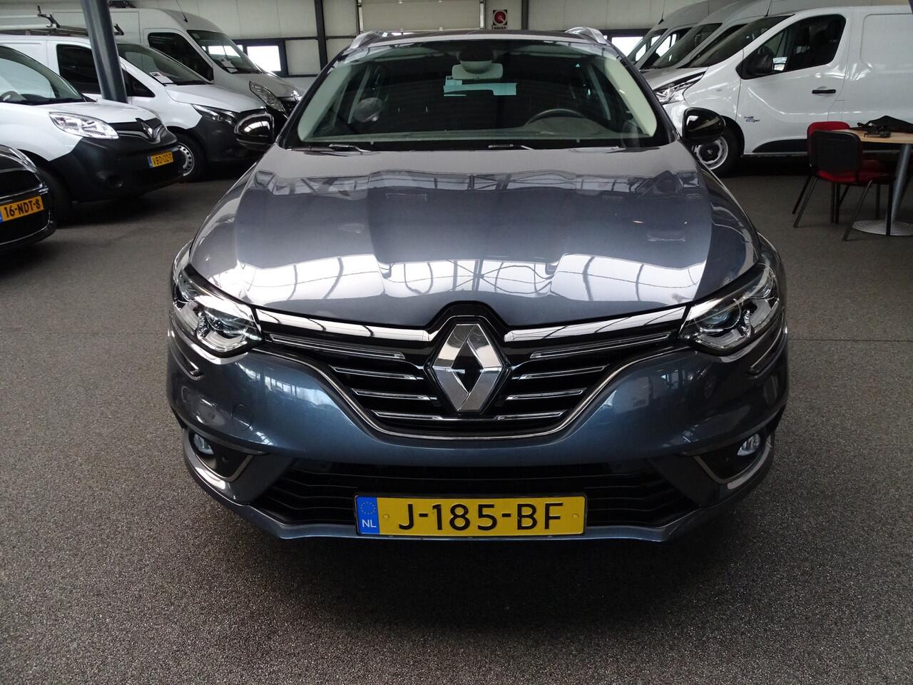 Renault MEGANE Estate 1.3 TCe Limited 141PK / Trekhaak / 1700Kg trekgew.