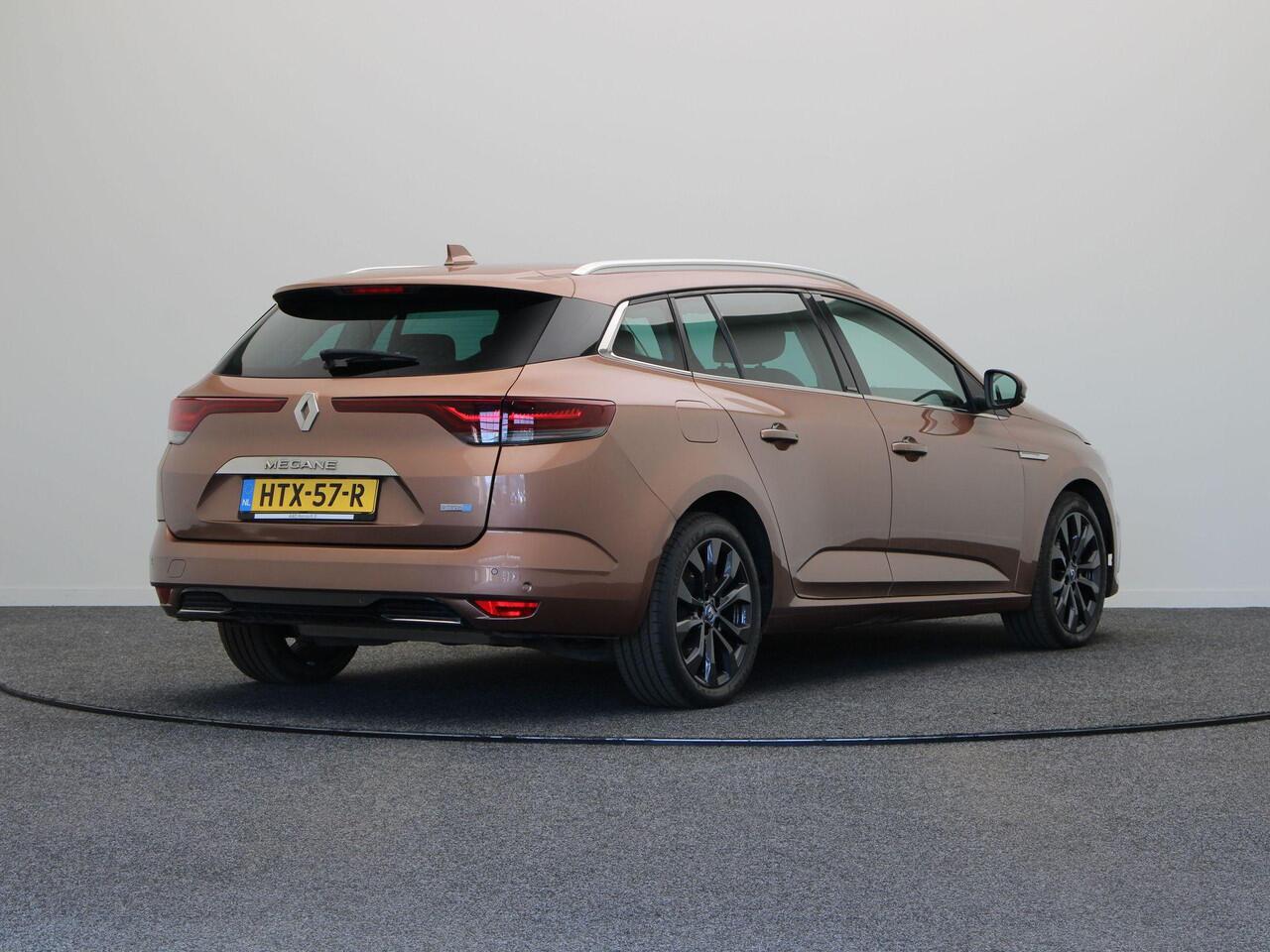 Renault MEGANE Estate 160pk Plug-In Hybrid Intens | Accu Score 92 | Plug-in Hybride!| Climate Control | Navigatie | Velgen Lichtmetaal |