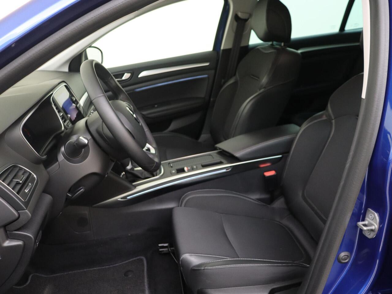 Renault MEGANE Estate 1.3 TCe 140 Techno AUTOMAAT | 9,3 Navigatie Bose audio | Parkeersensoren & Camera | | 18 Inch LM Velgen|